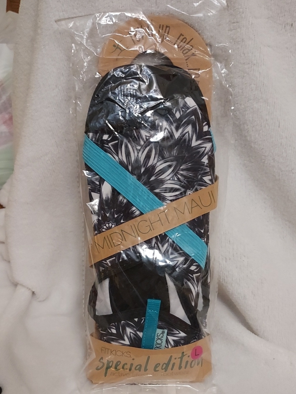 Fitkicks Midnight Maui Footwear